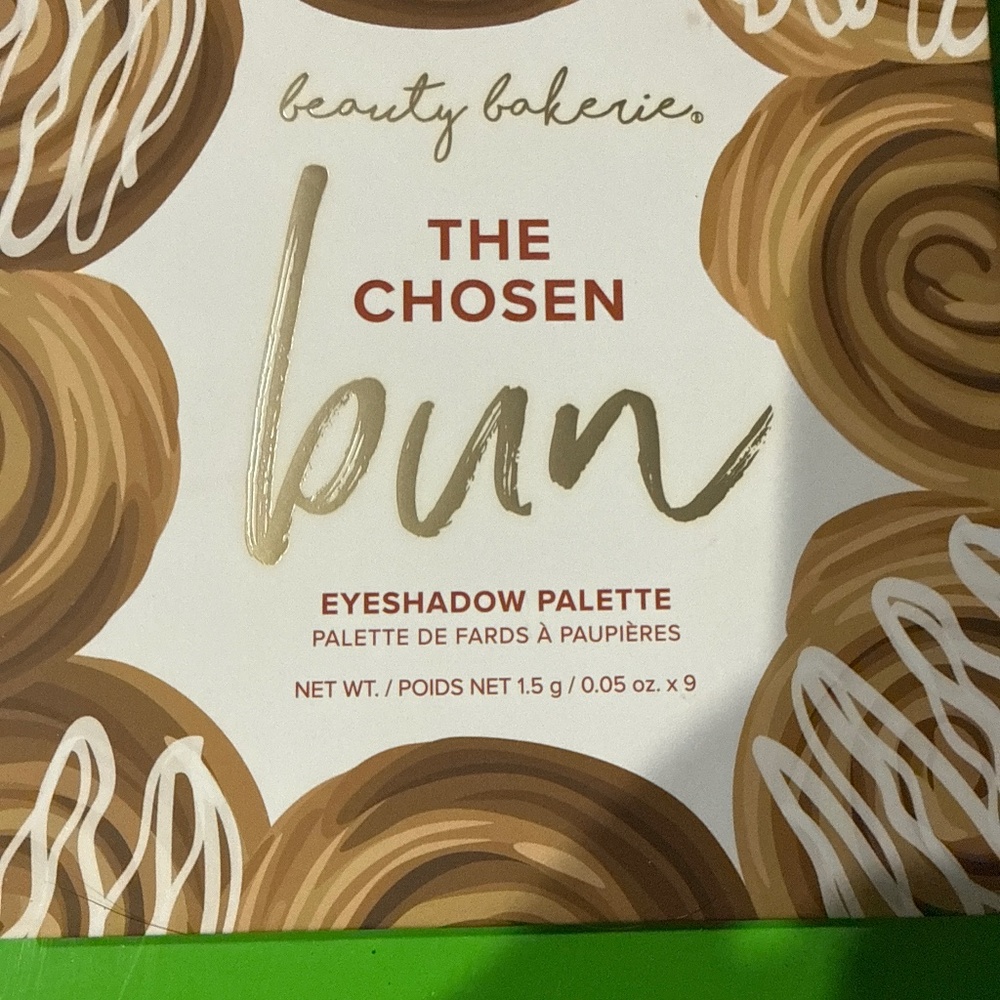 The Chosen Bun 9 pan eyeshadow palette